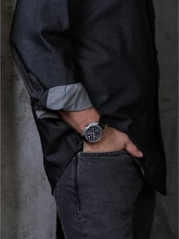 Bulova 96B251 45mm Mens, detail view 7