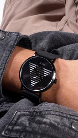 Guess 44mm Herrenuhr, Detailansicht 3
