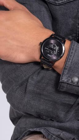 Guess 44mm Herrenuhr, Detailansicht 4