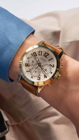 Guess 44mm Herrenuhr, Detailansicht 5