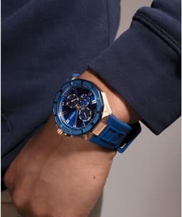 Guess 46mm Herrenuhr, Detailansicht 6
