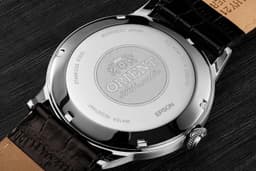 Orient 40.5mm watch, detail view 4