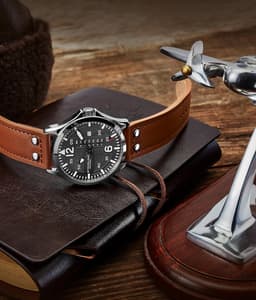 Stuhrling Original Aeronaut 43mm Mens, detail view 4