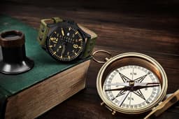 Stuhrling Original Aviator 43mm Mens, detail view 2