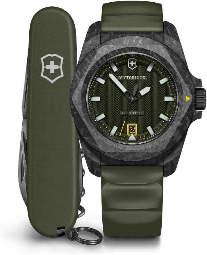 Victorinox Swiss Army I.N.O.X. Auto 41, Black Dial Green Rubber